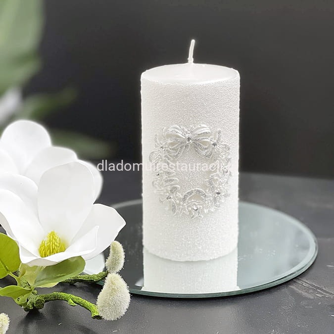 swieca pienkowa wianek glamour biała 14 cm.jpg