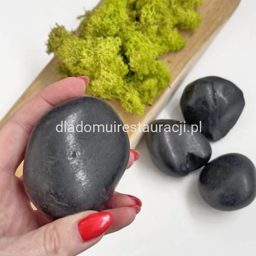 otoczaki czarne duże w siatce 1kg.44.jpg