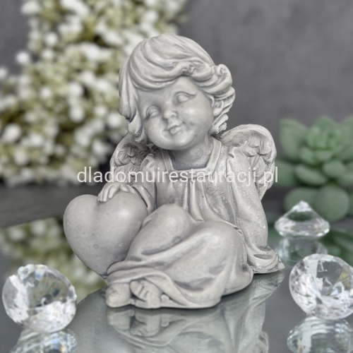 anioł z sercem szary komunijny 12cm.jpg